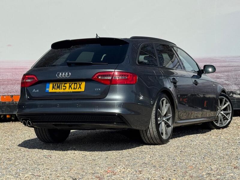 AUDI A4 AVANT