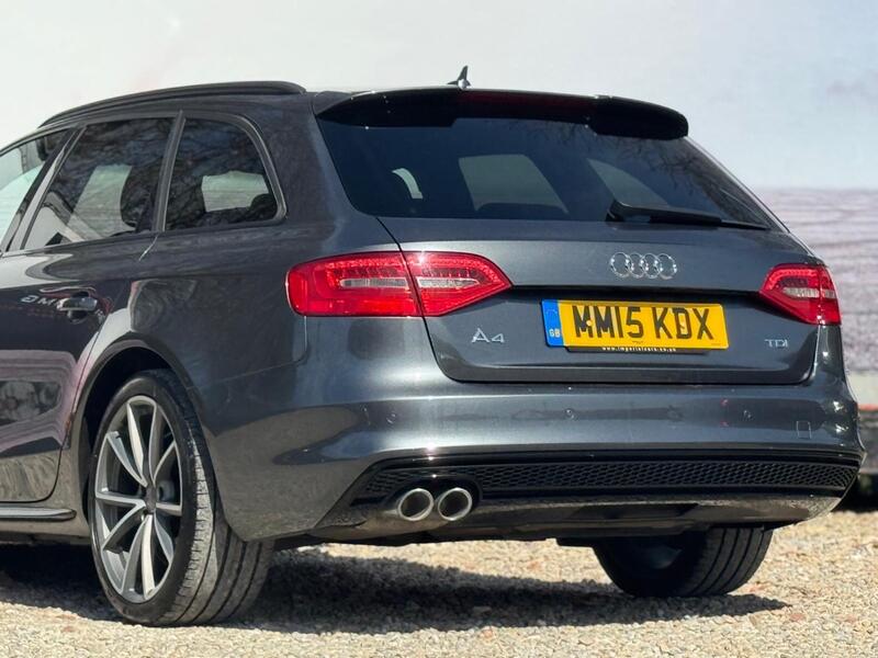 AUDI A4 AVANT